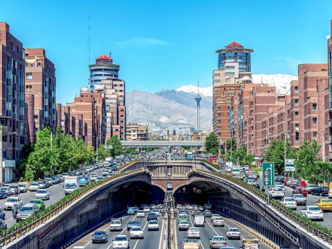 İran paytaxtı dəyişmək istəyir - Təbriz mərkəz olacaq?