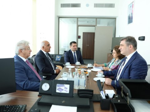 Beynəlxalq Mühasiblər Federasiyasının (İFAC) prezidenti UNEC-də olub