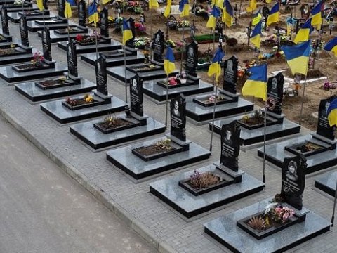 Ukrayna Kurskda 14 min əsgərini itirib