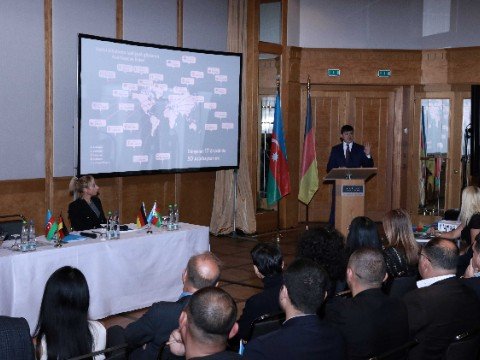 Fuad Muradov Ştutqartda Azərbaycan icması ilə görüşdü - FOTOLAR