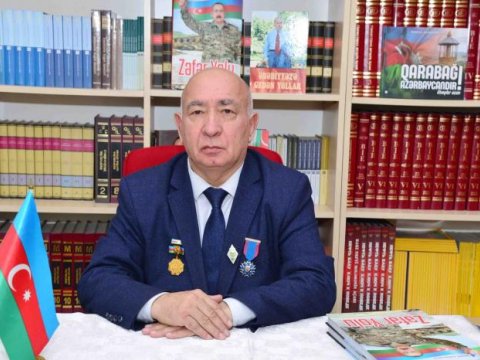 65 yaşlı Əməkdar müəllim vəzifəsini İTİRDİ