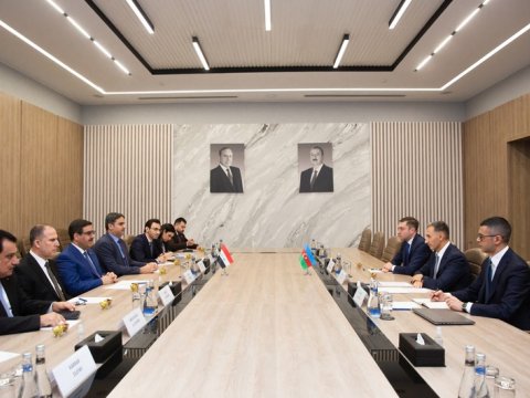Rəşad Nəbiyev İraqın ticarət naziri ilə görüşüb