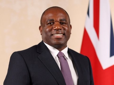 Britaniya XİN başçısı Azərbaycandan danışdı