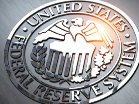 FED uçot dərəcəsini azaltdı