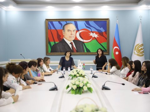 "İqlim dəyişikliyi təhlükəsi" mövzusunda dəyirmi masa - FOTO