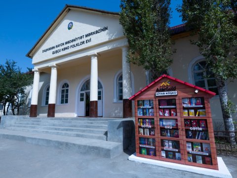 &ldquo;Kitab köşkü&rdquo; - &ldquo;AzerGold&rdquo;dan daha bir maarifləndirici layihə -&nbsp;FOTO