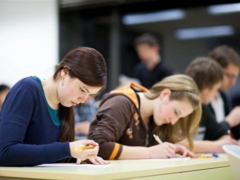 Azərbaycanda ali təhsil alan əcnəbi tələbələrin SAYI