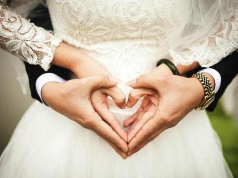 İlk dəfə nikaha daxil olan kişi və qadınların orta YAŞI