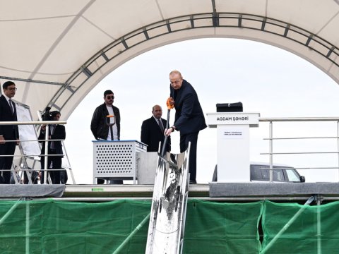 &ldquo;İmarət&rdquo; stadionunun təməli qoyuldu