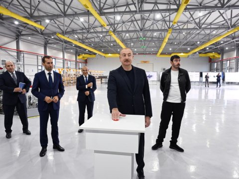 Prezident ayaqqabı istehsalı zavodunun açılışında - FOTOLAR