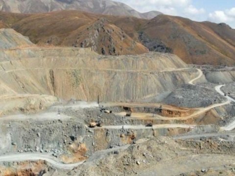 Qarabağdakı faydalı qazıntı yataqları ilə bağlı QƏRAR