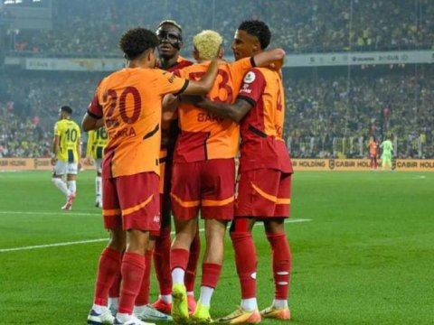 "Fənərbağça" İstanbul derbisində məğlub oldu