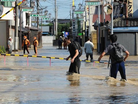 Yaponiyada 130 mindən çox insan TƏXLİYƏ EDİLDİ