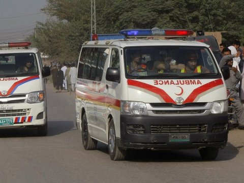 Rusiya səfirinin korteji&nbsp;minaya düşdü - Ölənlər var