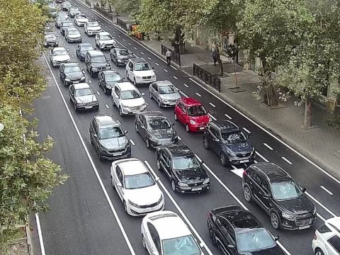 Sürücülərin nəzərinə! - Bu yollarda tıxac var