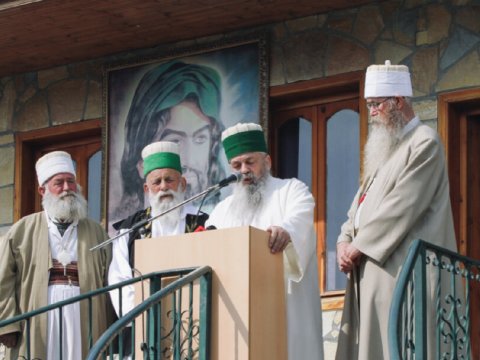 Müsəlmanlar Avropada yeni dövlət qurur - Vatikansayağı İslam ölkəsi