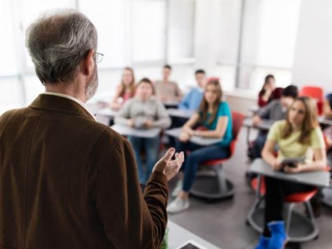 Universitet müəllimləri də işə qəbul üçün imtahan verəcəklər?