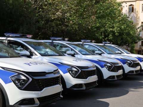 Polislərə yeni maşınlar verildi