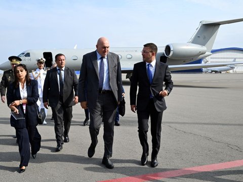 İtaliyanın müdafiə naziri Azərbaycana gəldi&nbsp;- FOTO