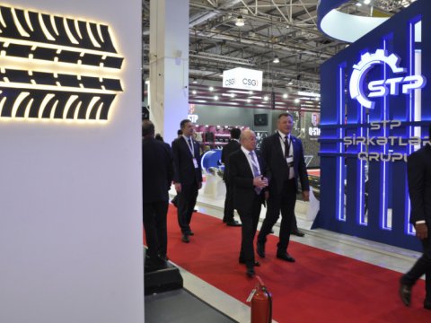 Belaruslu nazir &ldquo;ADEX&rdquo; sərgisində - FOTO