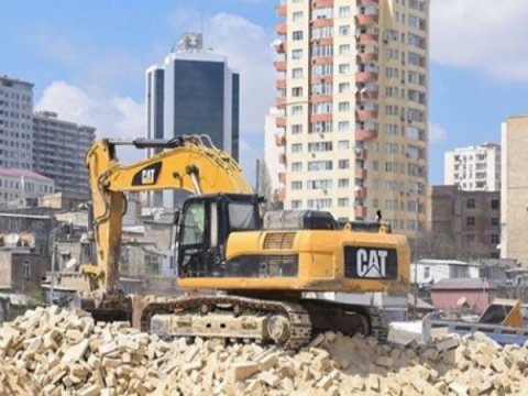 Bakının bu ərazisində evlər sökülür - VİDEO