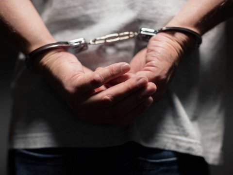 İki kuryerin çantası oğurlandı -&nbsp;3 yeniyetmə saxlanıldı