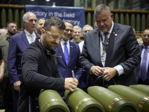 Zelenski müharibəni necə dayandıracaq?