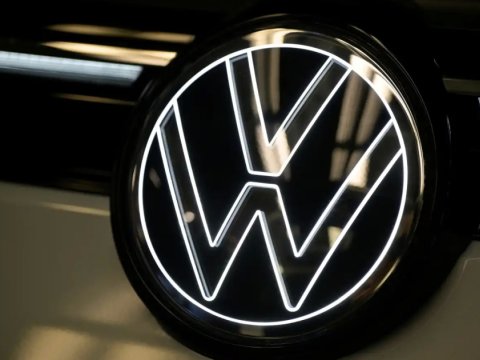 &ldquo;Volkswagen&rdquo; zavodlarını bağlayır