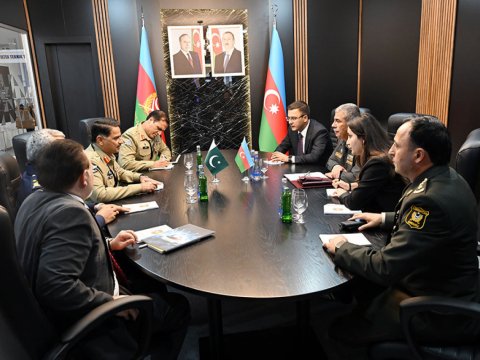 Azərbaycanla Pakistan arasında hərbi əməkdaşlıq müzakirə edildi