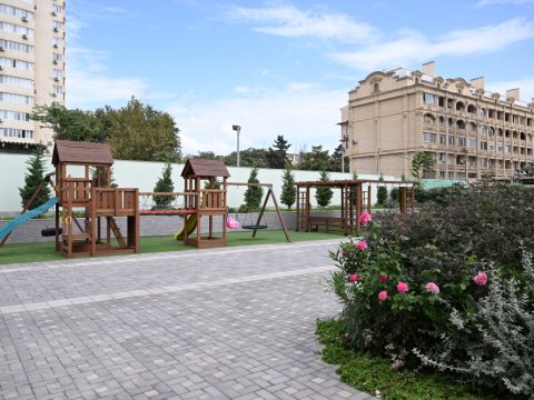 Qalmaqallı bağça ilə bağlı rəsmi AÇIQLAMA