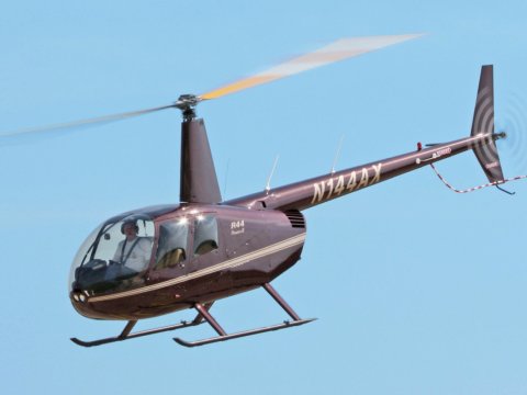 Göyərtəsində deputat olan helikopter radarlardan itdi