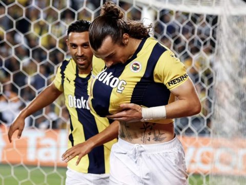"Fənərbaxça" qalib gəldi, "Beşiktaş" uduzdu