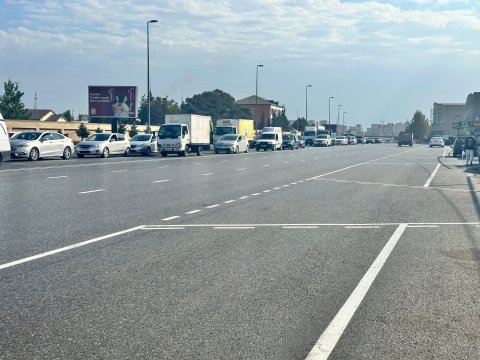 Zabrat yolunda avtobus zolağı - FOTO