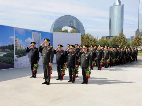 DİN-in&nbsp;rəhbərliyi Zəfər parkında - VİDEO