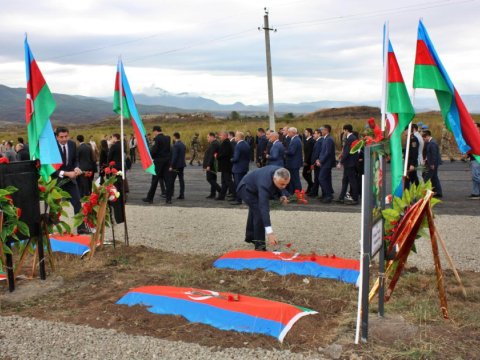 Şəhidlərin xatirəsi Xocalıda anılıb - FOTO