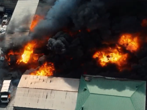 Bugünkü yanğın havadan belə görünürdü - VİDEO