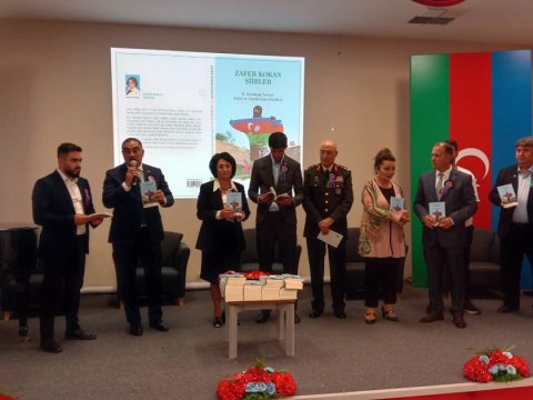 &ldquo;Zafer kokan şiirler&rdquo; kitabının təqdimatı oldu