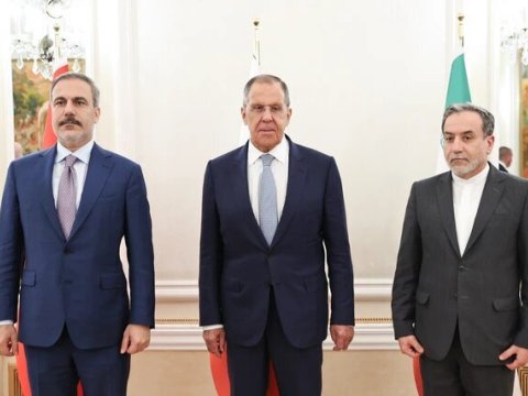 İran, Rusiya və Türkiyə xarici işlər nazirləri görüşdülər - SƏBƏB