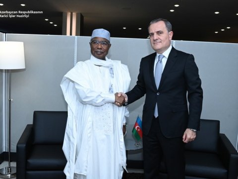 Ceyhun Bayramov Baş katiblə müzakirələr apardı