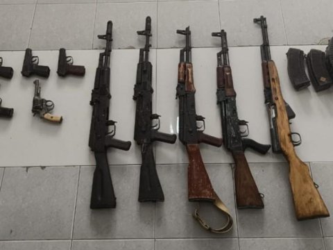 6 avtomat, 2 tapança və 13 tüfəng təhvil götürülüb&nbsp;
