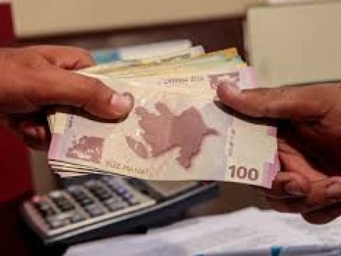 Direktor dərs saatlarının artırılmasına görə rüşvət alıb? - Rəsmi CAVAB