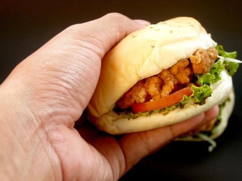 Sağlam qidalanmamaq ürək-damar xəstəlikləri&nbsp;yaradır