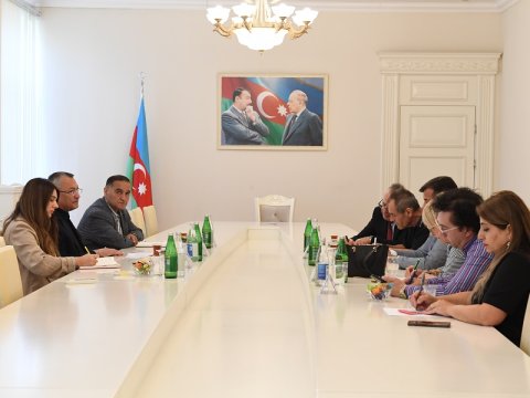 Dövlət Komitəsində əcnəbi jurnalistlərlə görüş keçirilib - FOTO