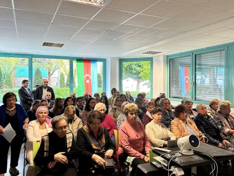 Soydaşlarımız 27 sentyabr &ndash; Anım Günündə şəhidlərimizi yad edib