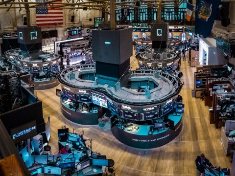 İranın İsrailə raket hücumları bazarları silkələdi