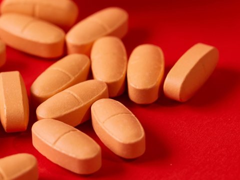 40 yaşlı kişi dərman içdikdən sonra öldü - Rəsmi AÇIQLAMA