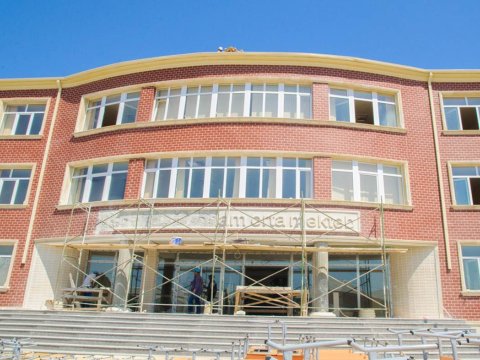 Məktəbdə yanğın siqnalı işə düşdü - Müəllim və şagirdlər təxliyə edildi