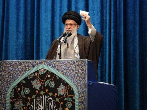 Xameneinin gizlədildiyi&nbsp;təkzib olundu: cümə namazına çıxacaq