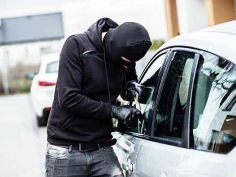 Bakıda və Ağdamda maşın qaçıran şəxslər&nbsp;saxlanıldı