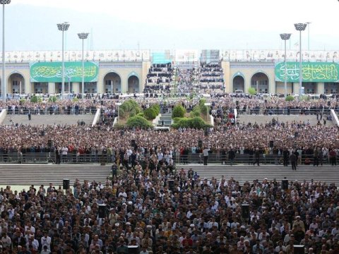 Tehran əhalisi Xameneinin qılacağı cümə namazına AXIŞIR